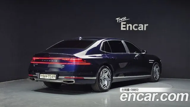 Genesis G90 Бензин 3.5 Turbo e-S/C AWD LWB — Фото автомобиля 2