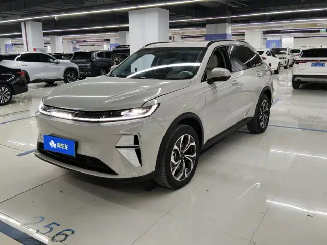 Фотография автомобиля — Haval Xiaolong MAX