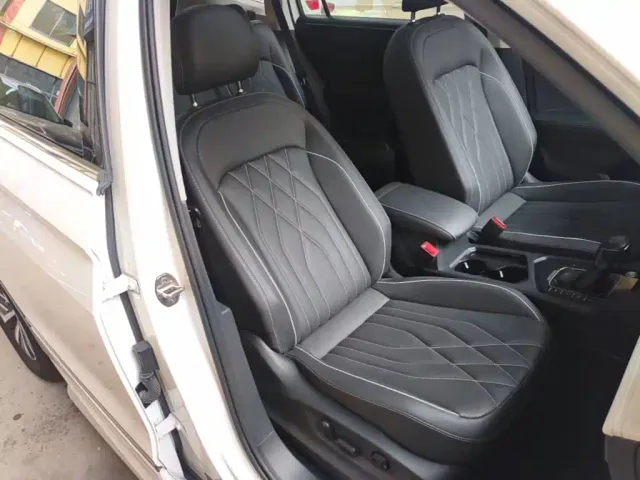 Volkswagen Tiguan L PHEV — Фото автомобиля 24