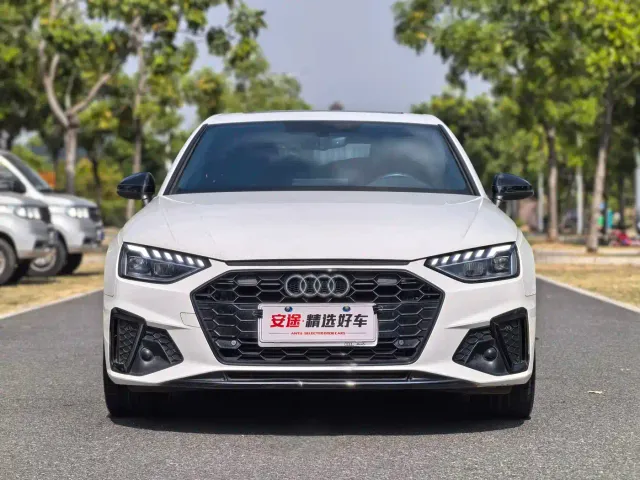 Audi A4L — Фото автомобиля 2