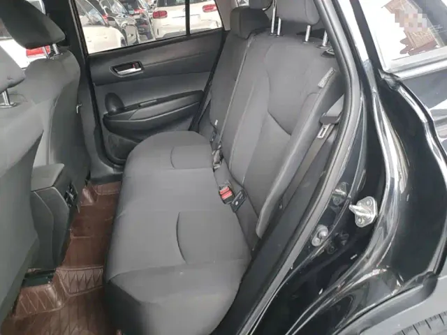 Toyota Corolla Cross — Фото автомобиля 16