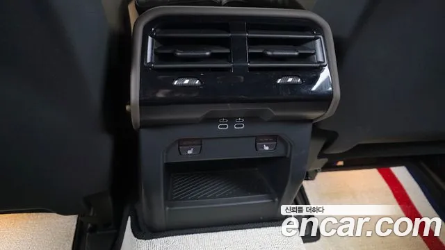 BMW 5 Series G60 — Фото автомобиля 24