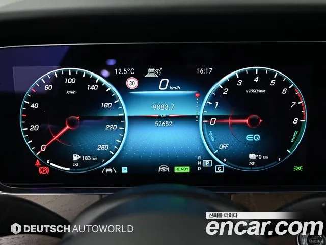 Mercedes-Benz E-Class — Фото автомобиля 8