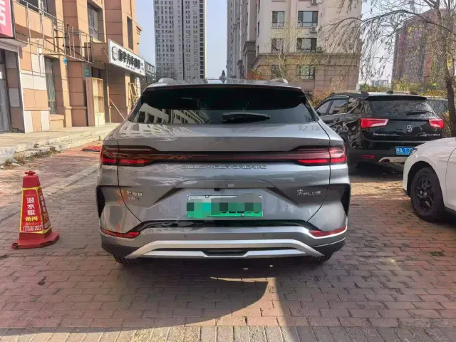 BYD Song PLUS — Фото автомобиля 8