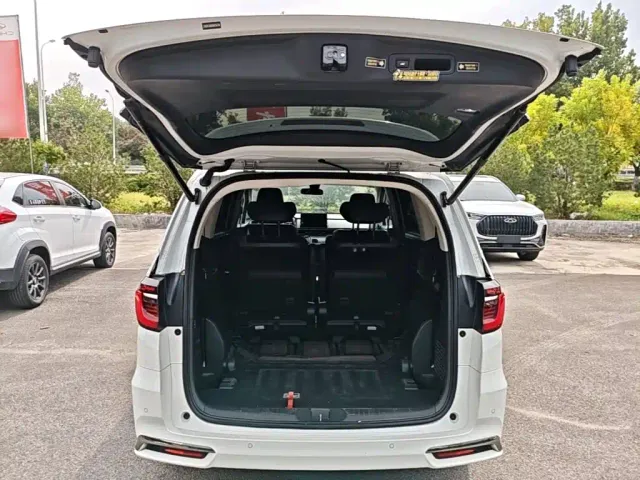 Honda Odyssey — Фото автомобиля 18