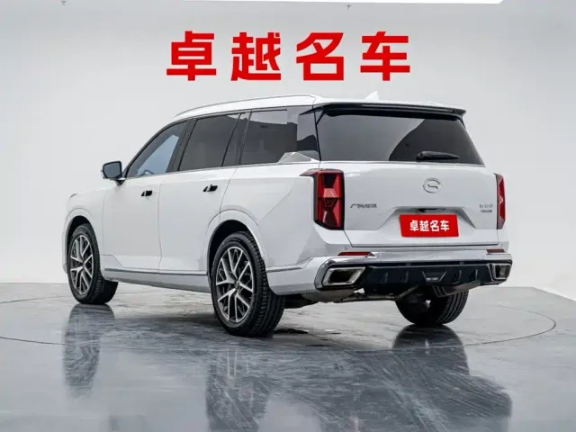 GAC Trumpchi GS8 — Фото автомобиля 8
