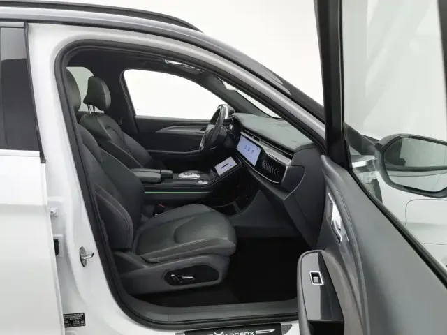 ARCFOX Arcfox Alpha T 2022 Model 653S+ 160kW — Фото автомобиля 23