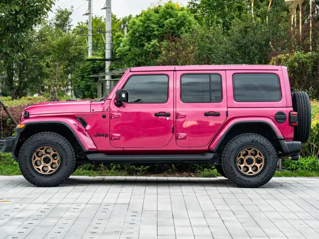 Jeep Wrangler — Фото автомобиля 4
