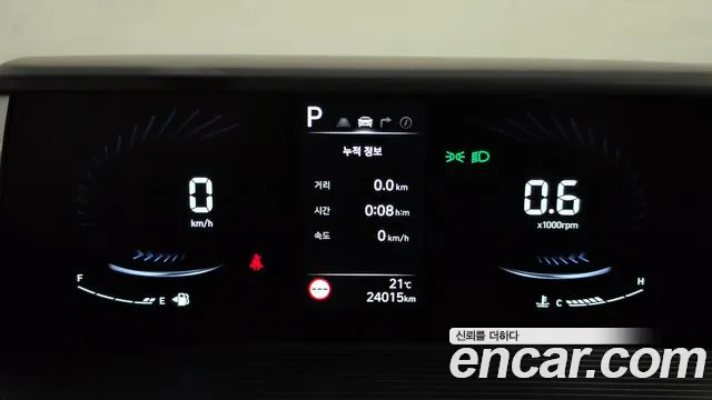 Hyundai Staria — Фото автомобиля 11