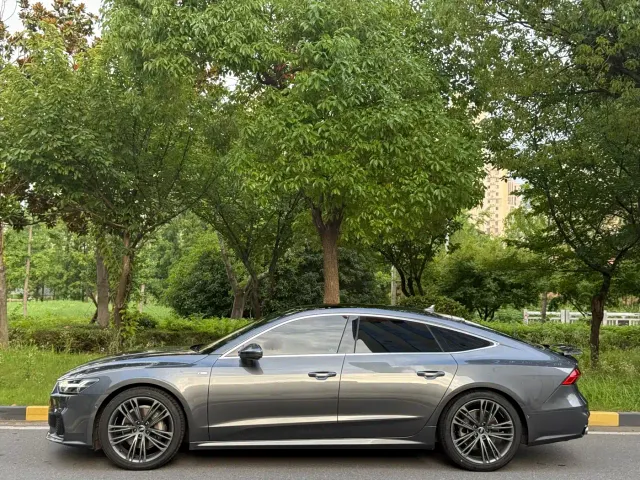 Audi A7 — Фото автомобиля 3
