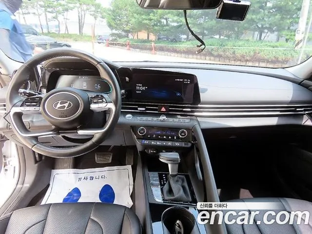 Hyundai Avante CN7 — Фото автомобиля 7