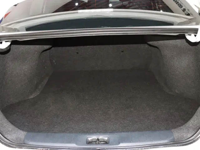 Nissan Sylphy — Фото автомобиля 16
