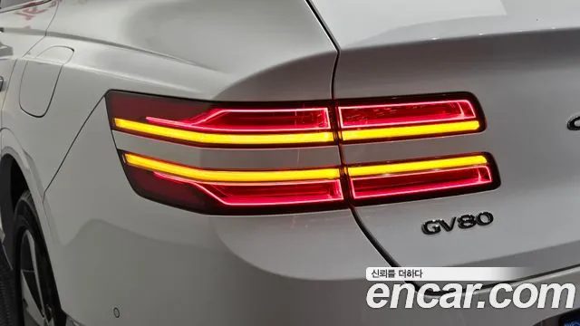 Genesis GV80 — Фото автомобиля 8