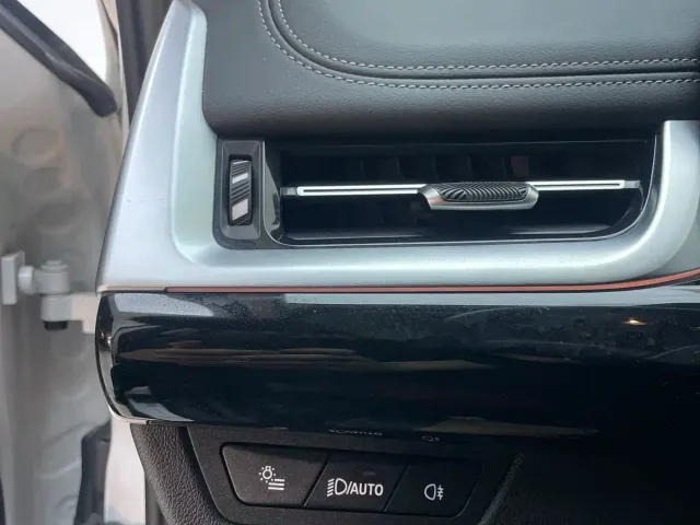 BMW X1 — Фото автомобиля 15