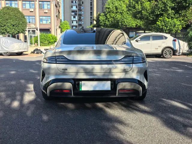 Xiaomi SU7 — Фото автомобиля 8