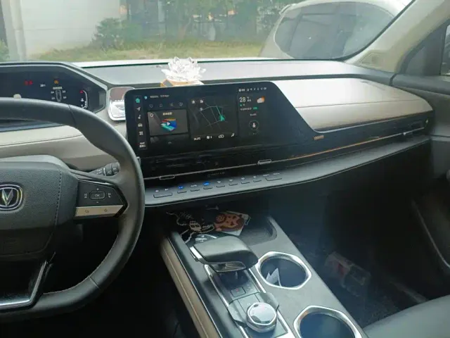 Changan CS55 Plus — Фото автомобиля 13