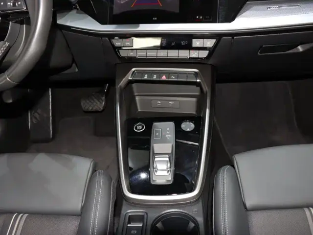 Audi Audi A3 2024 Model A3L Limousine 35 TFSI Fashion Sport — Фото автомобиля 15