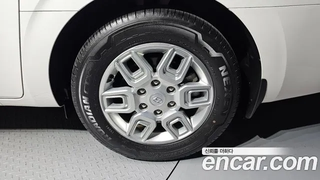 Hyundai Staria Staria Tourer 9 мест — Фото автомобиля 19