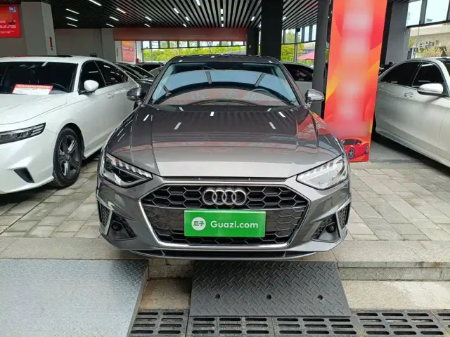 Audi A4L — Фото автомобиля 2
