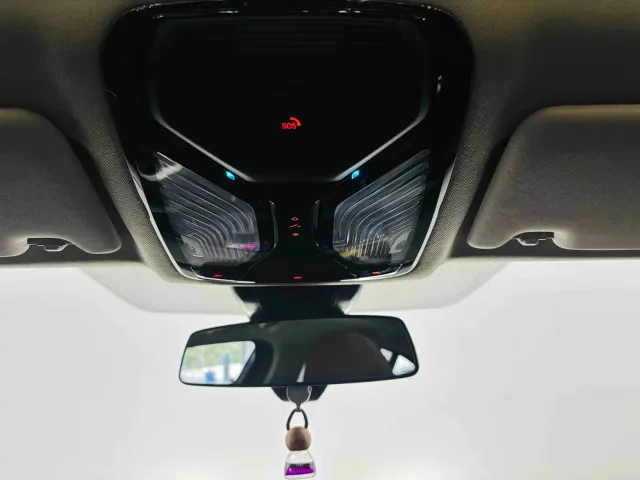 BMW i3 — Фото автомобиля 19