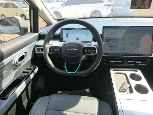 GAC Aion Y — Фото автомобиля 10