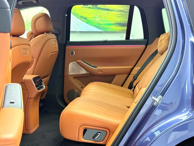 Aito M7 — Фото автомобиля 4