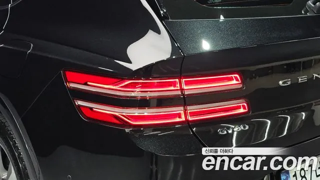 Genesis GV80 — Фото автомобиля 8