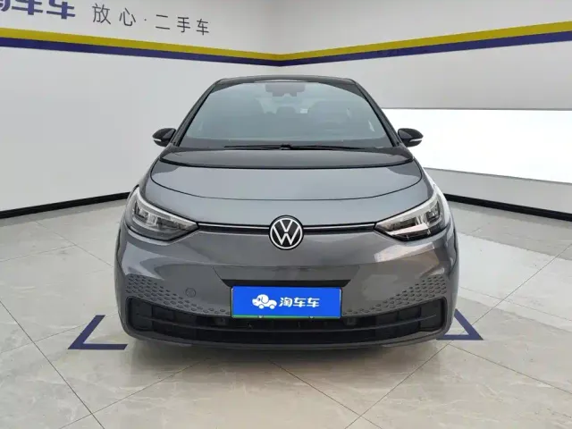 Volkswagen ID.3 — Фото автомобиля 2