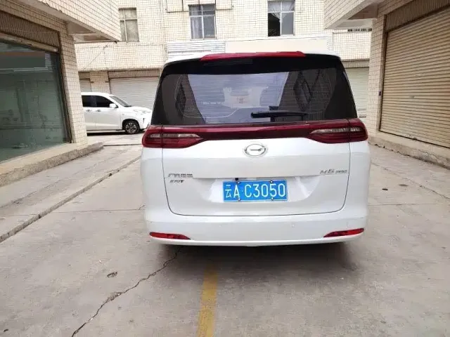 GAC Trumpchi M6 — Фото автомобиля 8