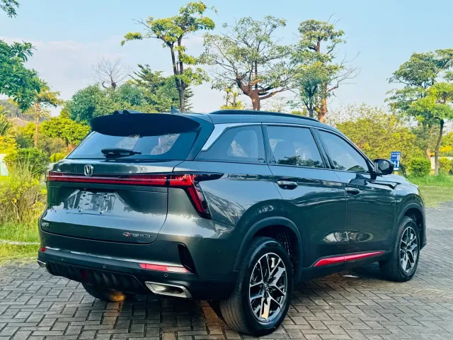 Changan CS75 Plus — Фото автомобиля 29