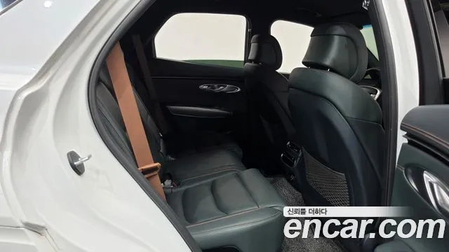 Genesis GV70 — Фото автомобиля 17