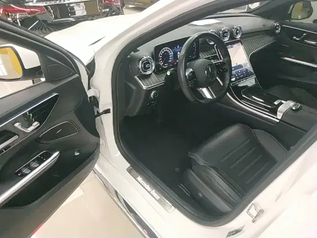 Mercedes-Benz C-Class — Фото автомобиля 15