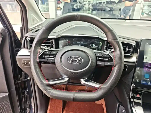 Hyundai Custo — Фото автомобиля 10