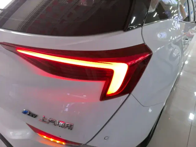 Buick Velite 6 — Фото автомобиля 7