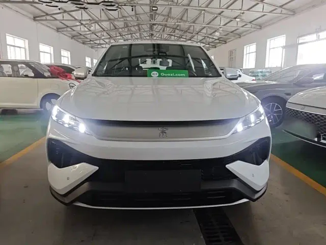 BYD Song Pro — Фото автомобиля 2