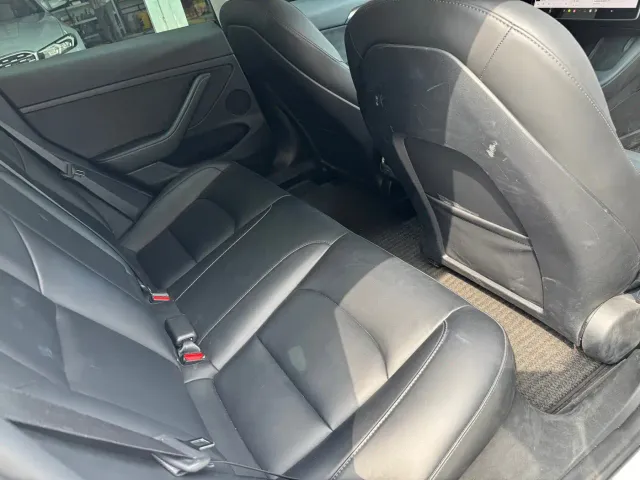 Tesla Model 3 — Фото автомобиля 5