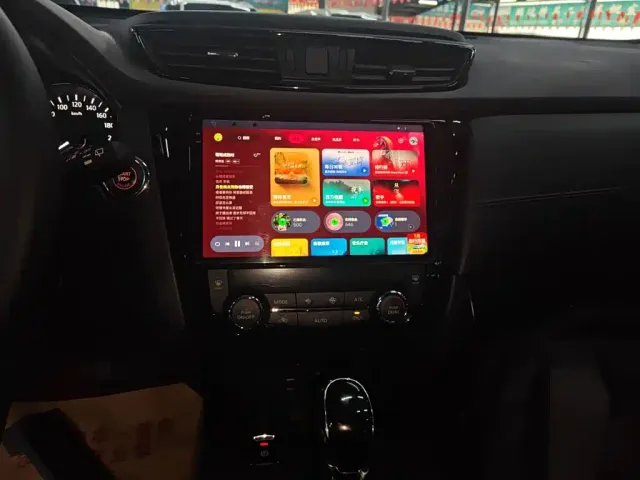 Nissan X-Trail — Фото автомобиля 8