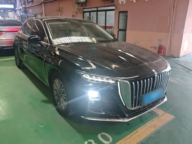 Hongqi H5 — Фото автомобиля 3