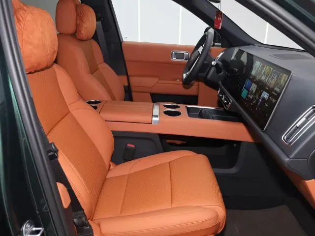 Li Auto L9 — Фото автомобиля 11