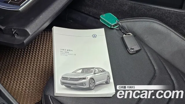 Volkswagen Jetta — Фото автомобиля 13