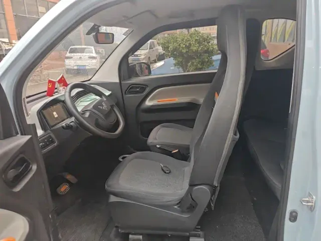 Wuling Hongguang Mini EV — Фото автомобиля 14