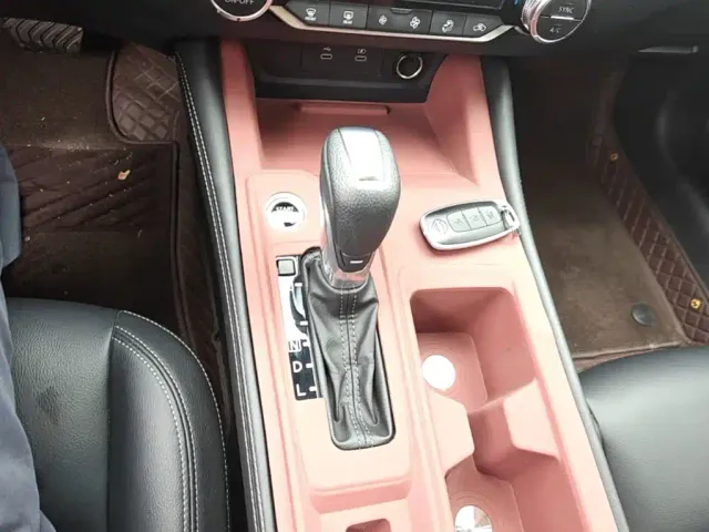 Nissan Teana — Фото автомобиля 13