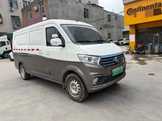 Changan Kuayue Kuayue Star V5 EV — Фото автомобиля 3