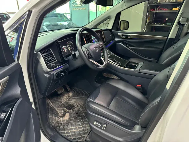 GAC Trumpchi M8 — Фото автомобиля 4