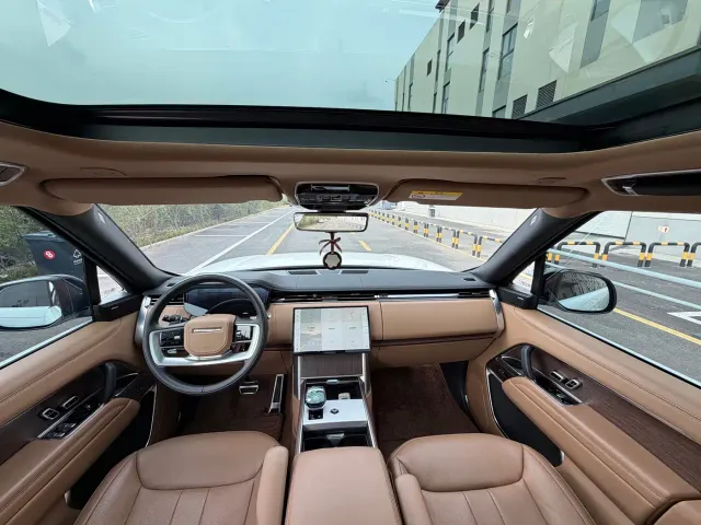 Land Rover Range Rover — Фото автомобиля 9