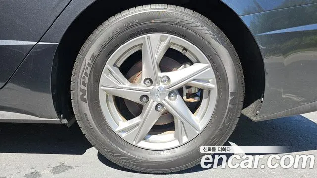 Hyundai Sonata Sonata (DN8) 2.0 LPG(Для проката) — Фото автомобиля 21