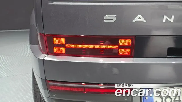 Hyundai Santafe Santa Fe (MX5) Бензин 2.5T 4WD — Фото автомобиля 18