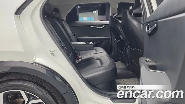Kia Niro The All New — Фото автомобиля 18