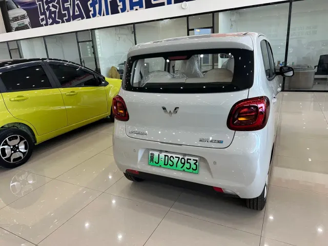 Wuling Hongguang Mini EV — Фото автомобиля 8