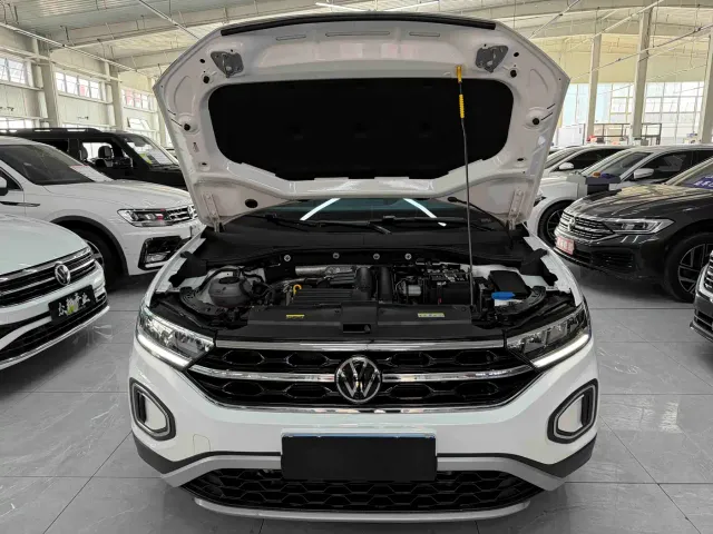 Volkswagen T-Roc — Фото автомобиля 19